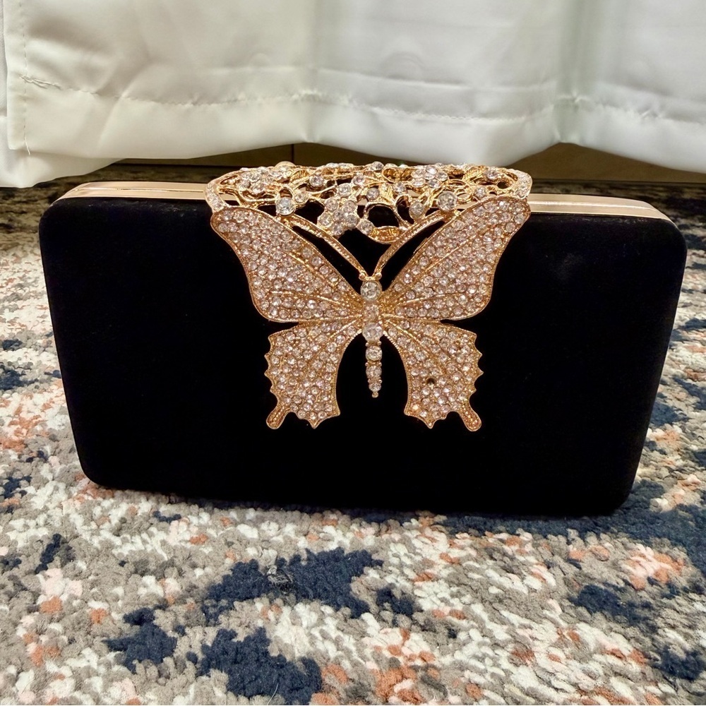 NEW Butterfly Rhinestone Lock Box Clutch Evening Bag in Black Velvet with Chain